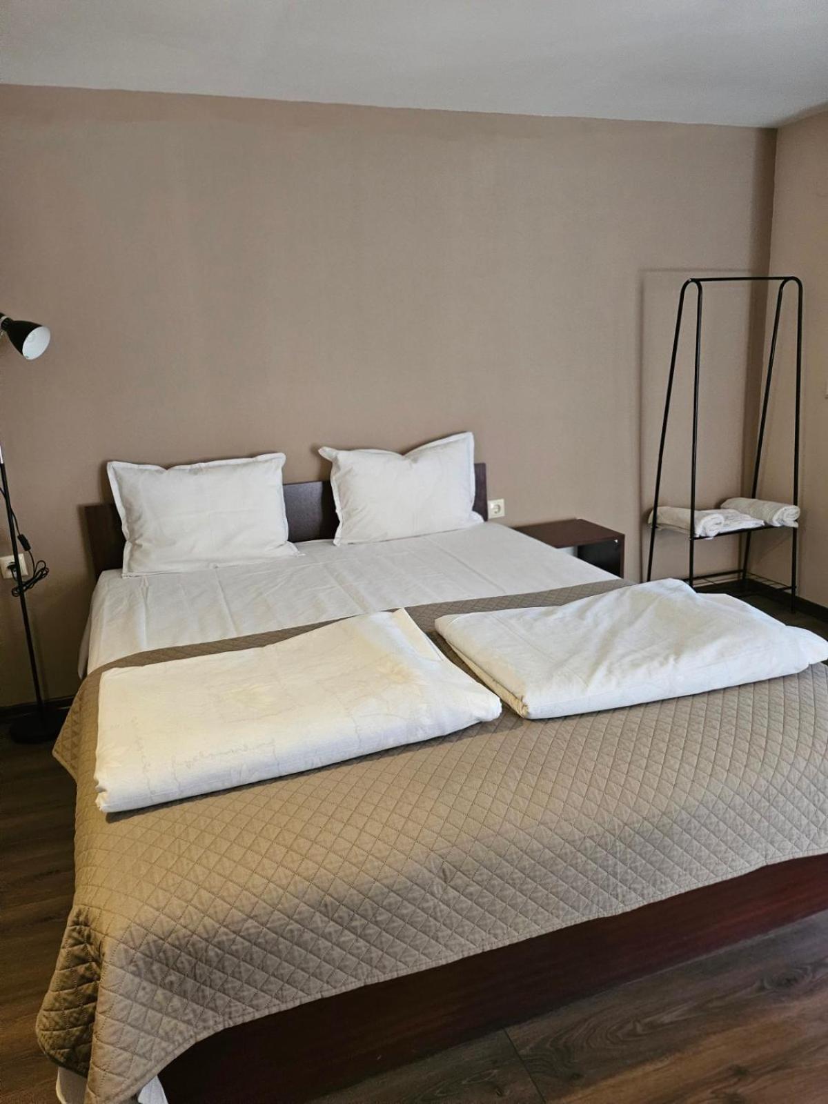 Orehite-Family Hotel ,Food & Pool Bozhichen Zewnętrze zdjęcie
