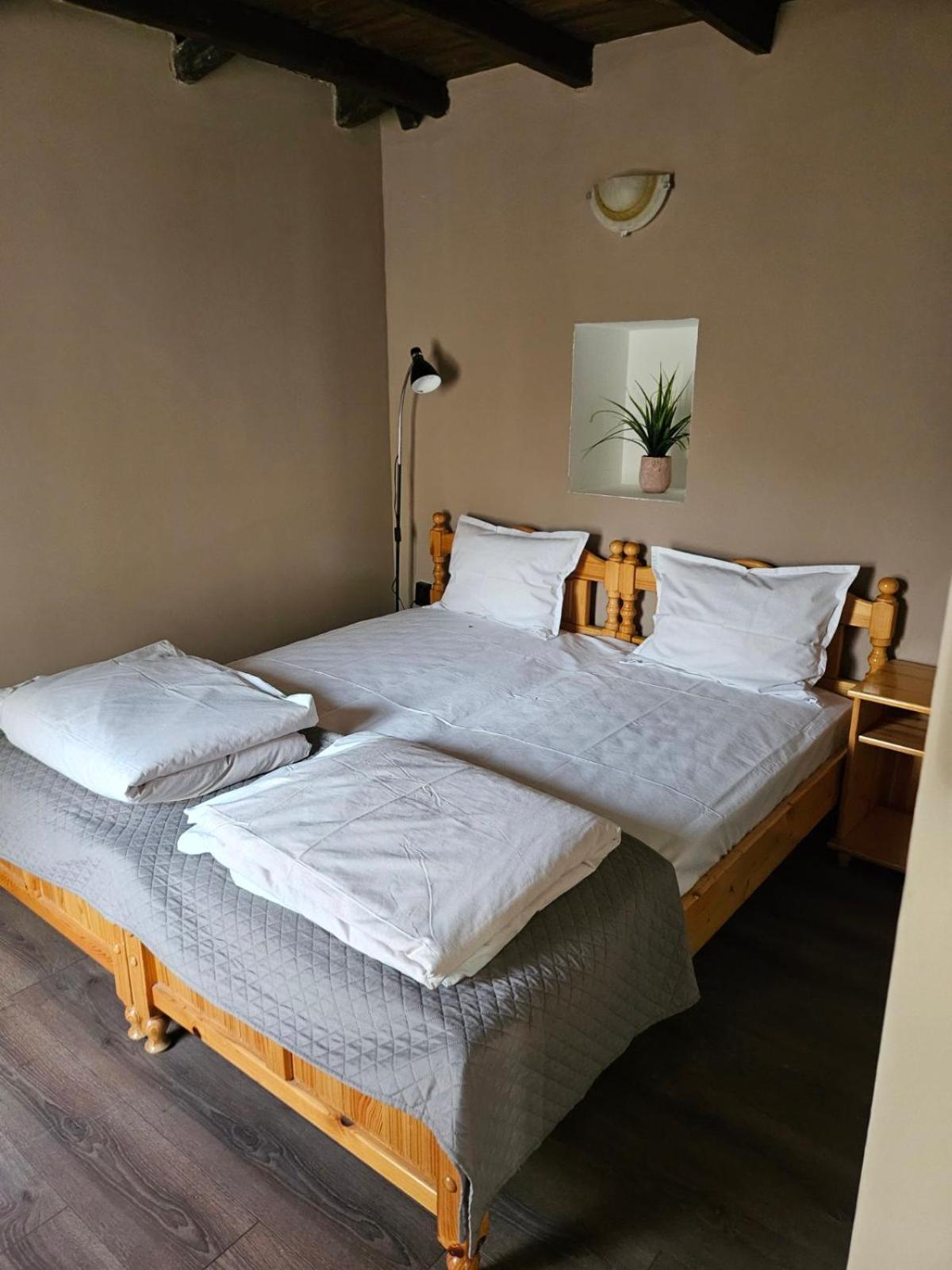 Orehite-Family Hotel ,Food & Pool Bozhichen Zewnętrze zdjęcie