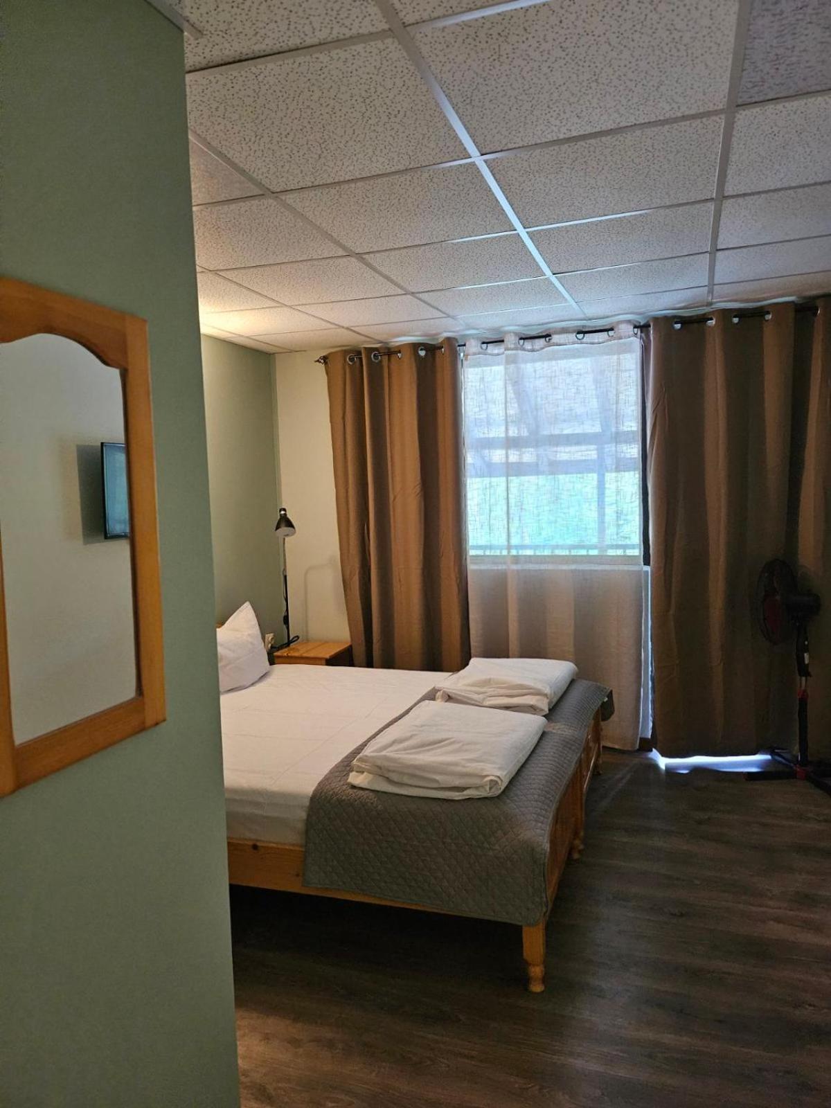 Orehite-Family Hotel ,Food & Pool Bozhichen Zewnętrze zdjęcie